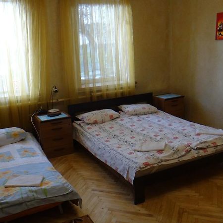Apartment Near The Central Railway Station 基輔 外观 照片