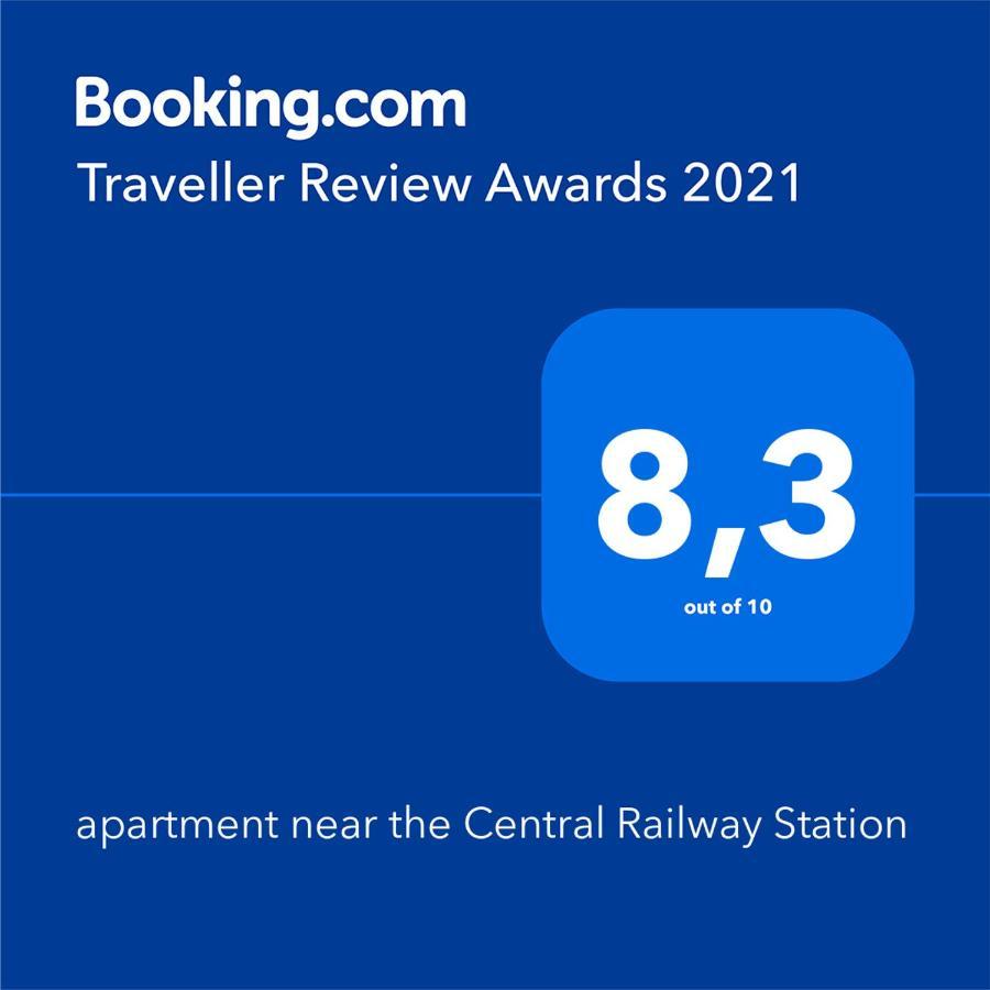 Apartment Near The Central Railway Station 基輔 外观 照片
