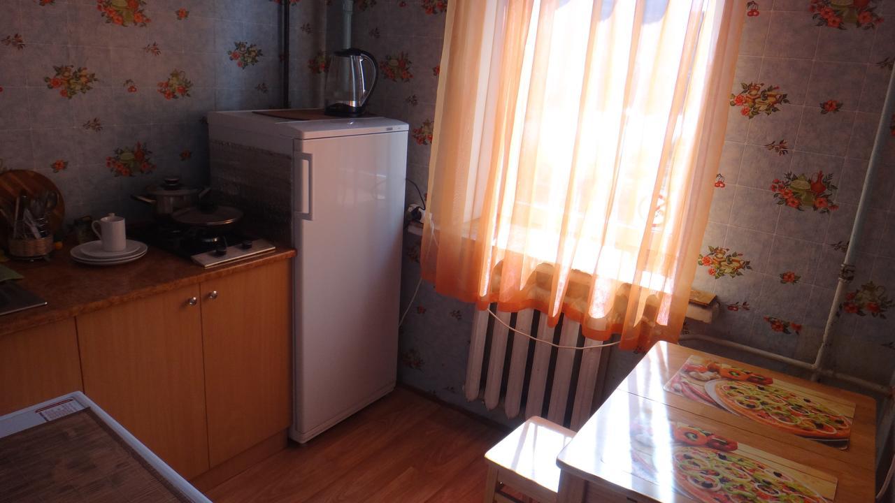 Apartment Near The Central Railway Station 基輔 外观 照片